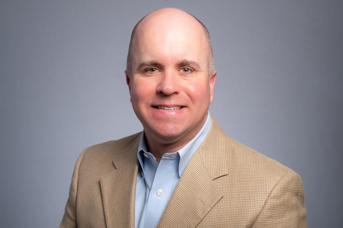 Dr. Eason Hildreth